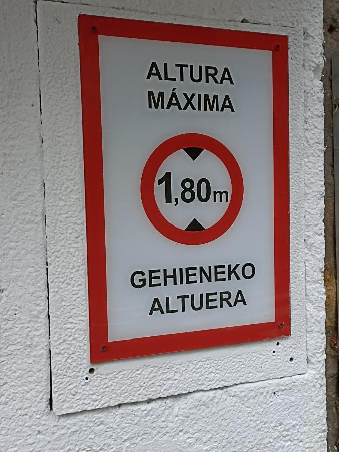 Apartamento Mentura Centro De San Sebastian Parking Free エクステリア 写真