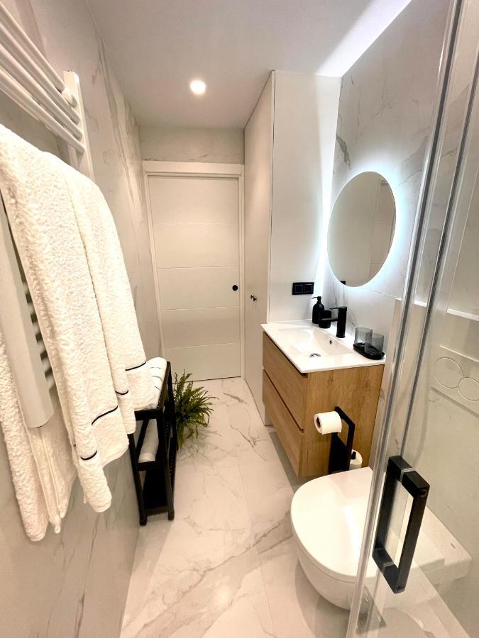 Apartamento Mentura Centro De San Sebastian Parking Free エクステリア 写真