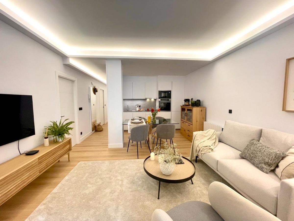 Apartamento Mentura Centro De San Sebastian Parking Free エクステリア 写真